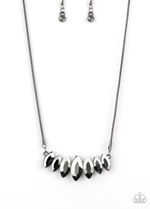 Leading Lady- black necklace