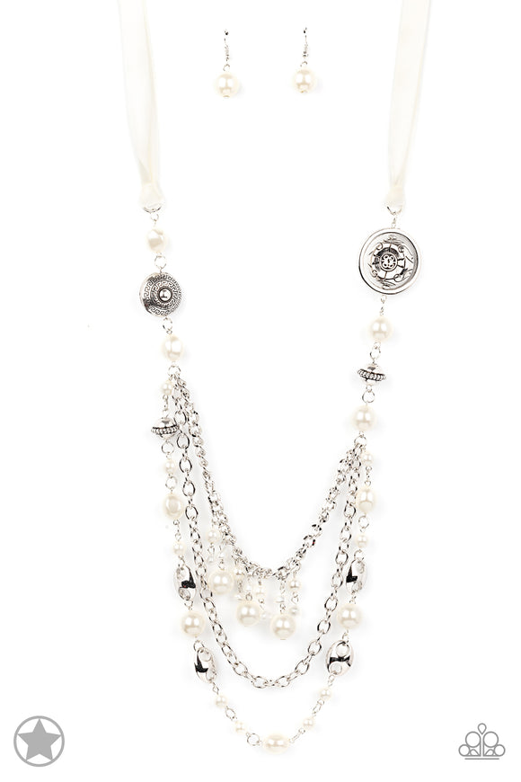 All The Trimmings - Ivory/white pearl blockbuster necklace