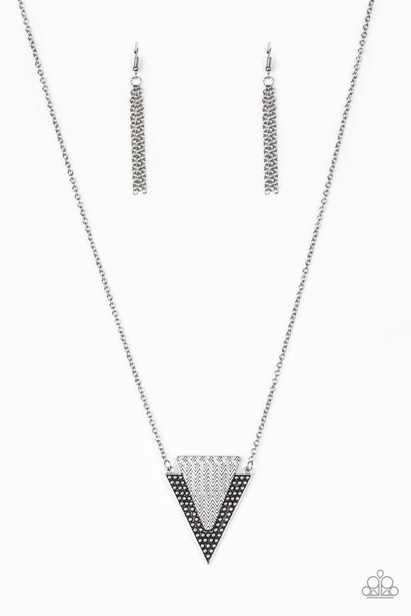 Ancient Arrow - Silver necklace