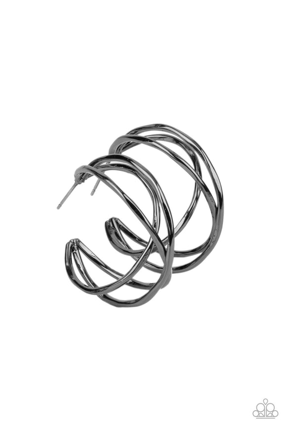 City Contour - Black hoop earrings