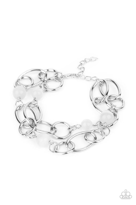 Delightfully Daydreamy - White moonstone clasp bracelet