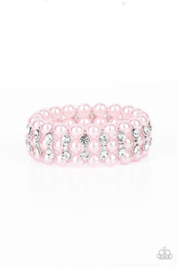 Eiffel Tower Elegance - Pink pearl bracelet