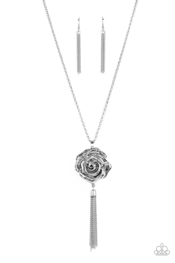 Rosy Redux - Silver flower necklace