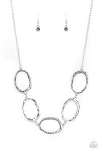 Gritty Go-Getter - Silver necklace