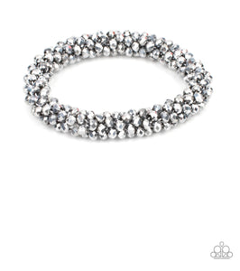 Paparazzi Wake Up and Sparkle❤️shimmery silver stretchy bracelet