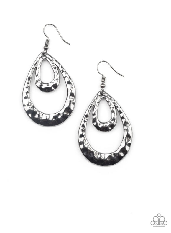 Paparazzi Museum Muse❤️black gunmetal teardrop earrings