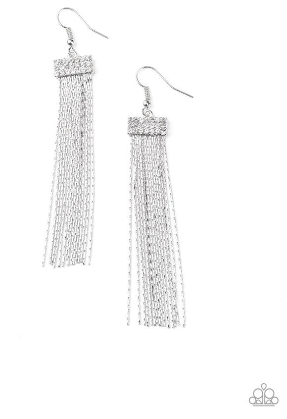 Paparazzi Twinkling Tapestry❤️white earrings