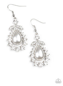 Paparazzi Award Winning Shimmer❤️silver pearl earrings