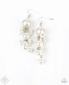 Paparazzi Ageless Applique❤️white pearl earrings