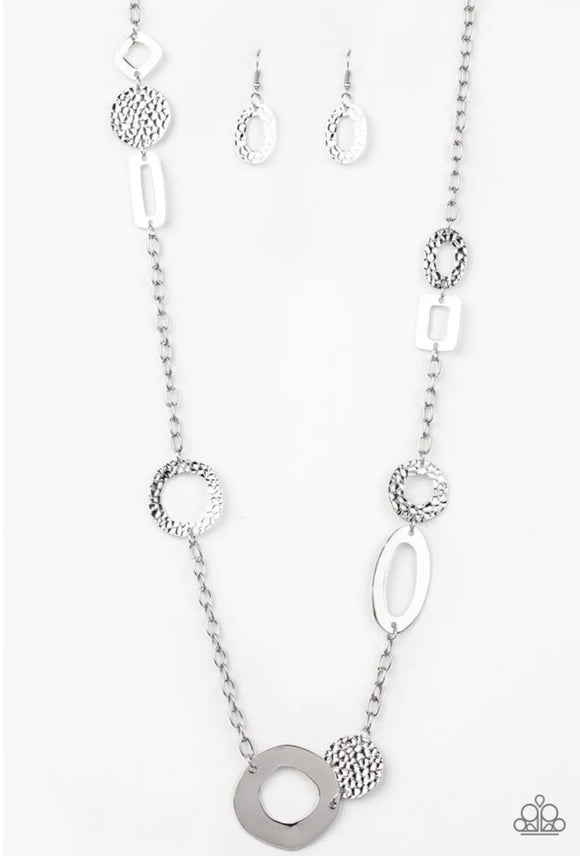 Metro Scene silver necklace